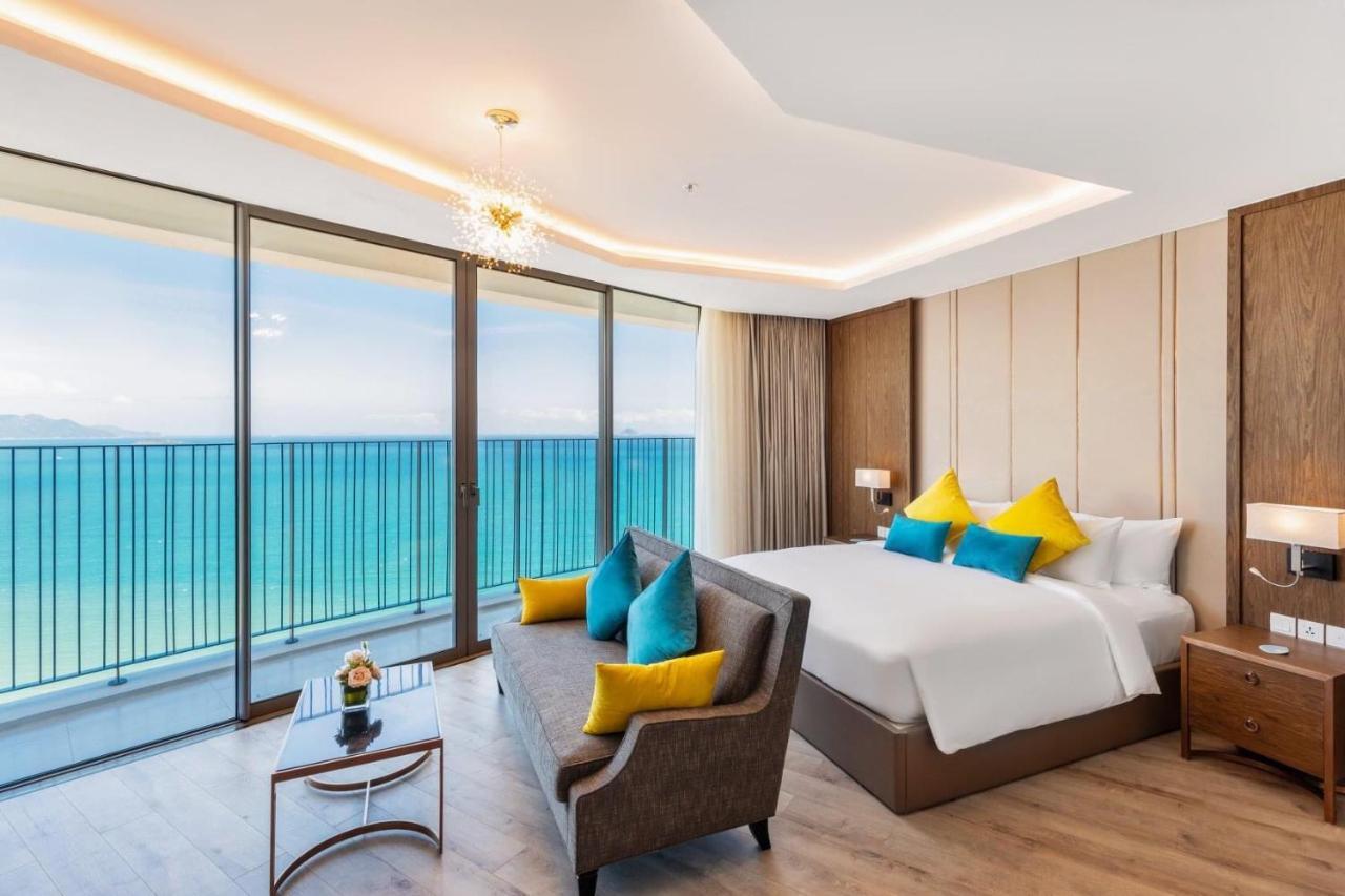 Homie Panorama Beachfront Residences Nha Trang Exterior photo