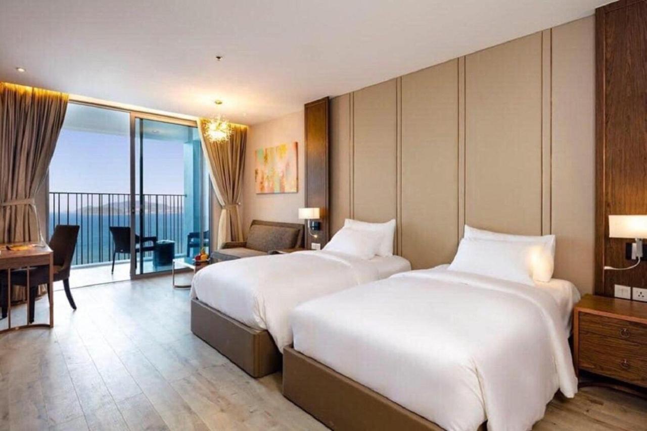 Homie Panorama Beachfront Residences Nha Trang Exterior photo