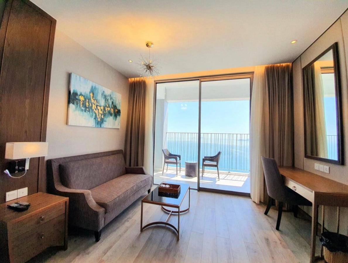 Homie Panorama Beachfront Residences Nha Trang Exterior photo