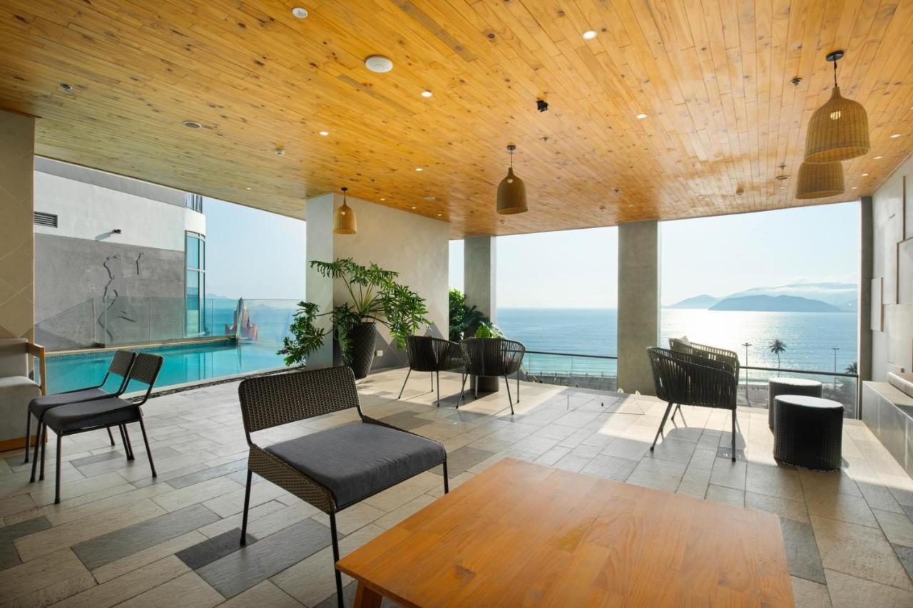 Homie Panorama Beachfront Residences Nha Trang Exterior photo