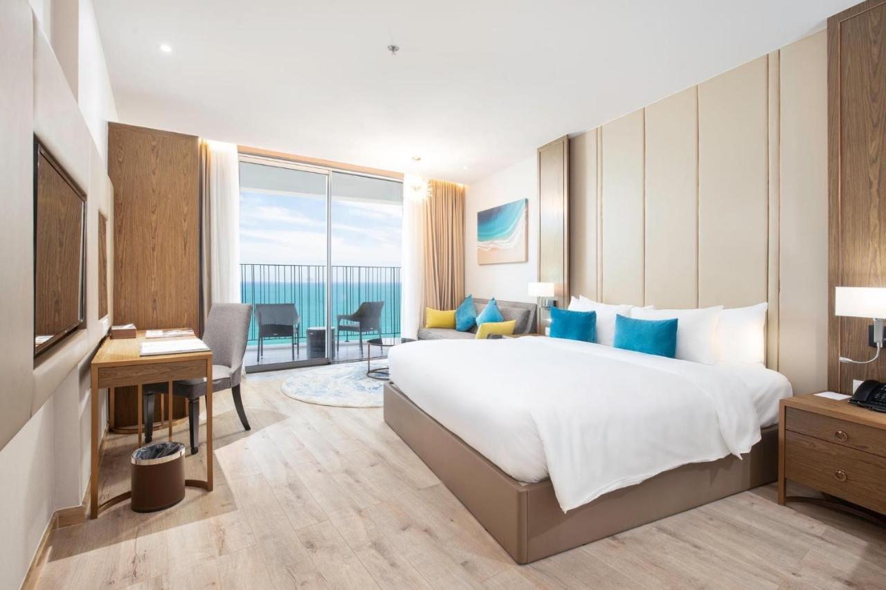 Homie Panorama Beachfront Residences Nha Trang Exterior photo