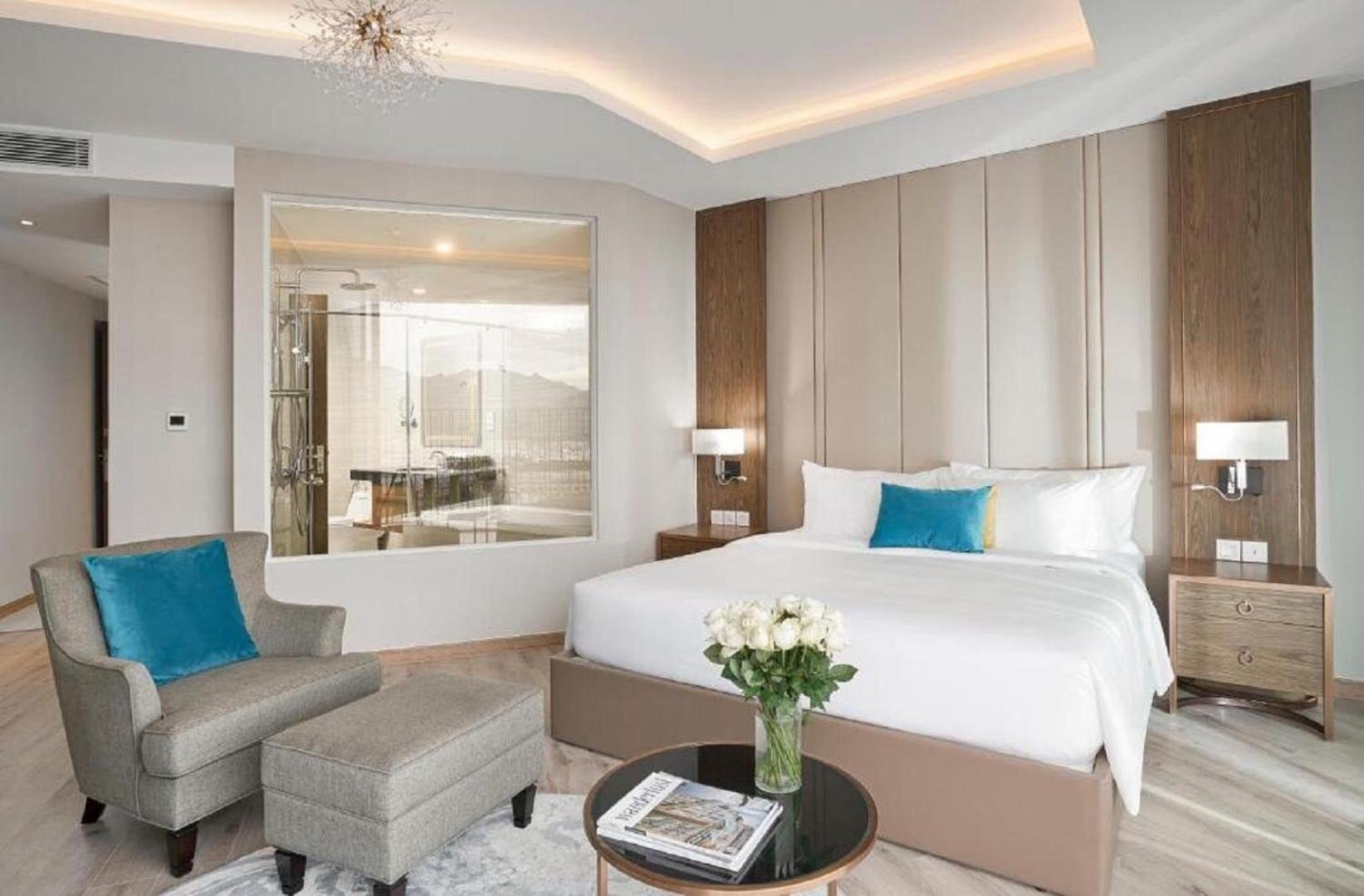 Homie Panorama Beachfront Residences Nha Trang Exterior photo